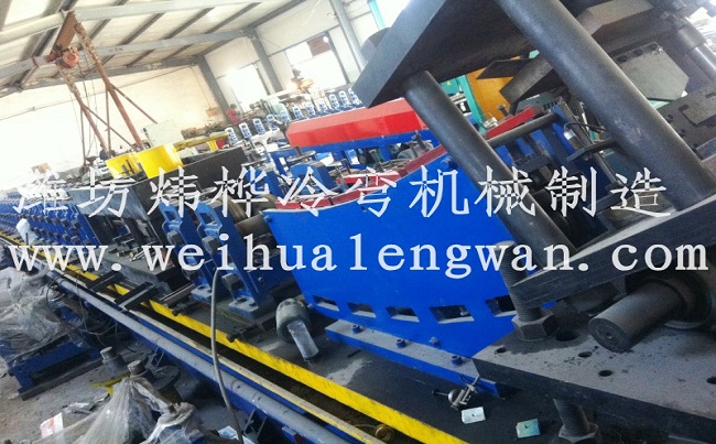 汽車(chē)大梁流水線的特點(diǎn)及汽車(chē)車(chē)身的組成
